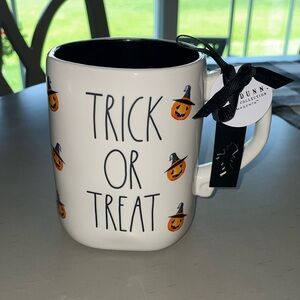 Rae Dunn Trick or Treat Mug